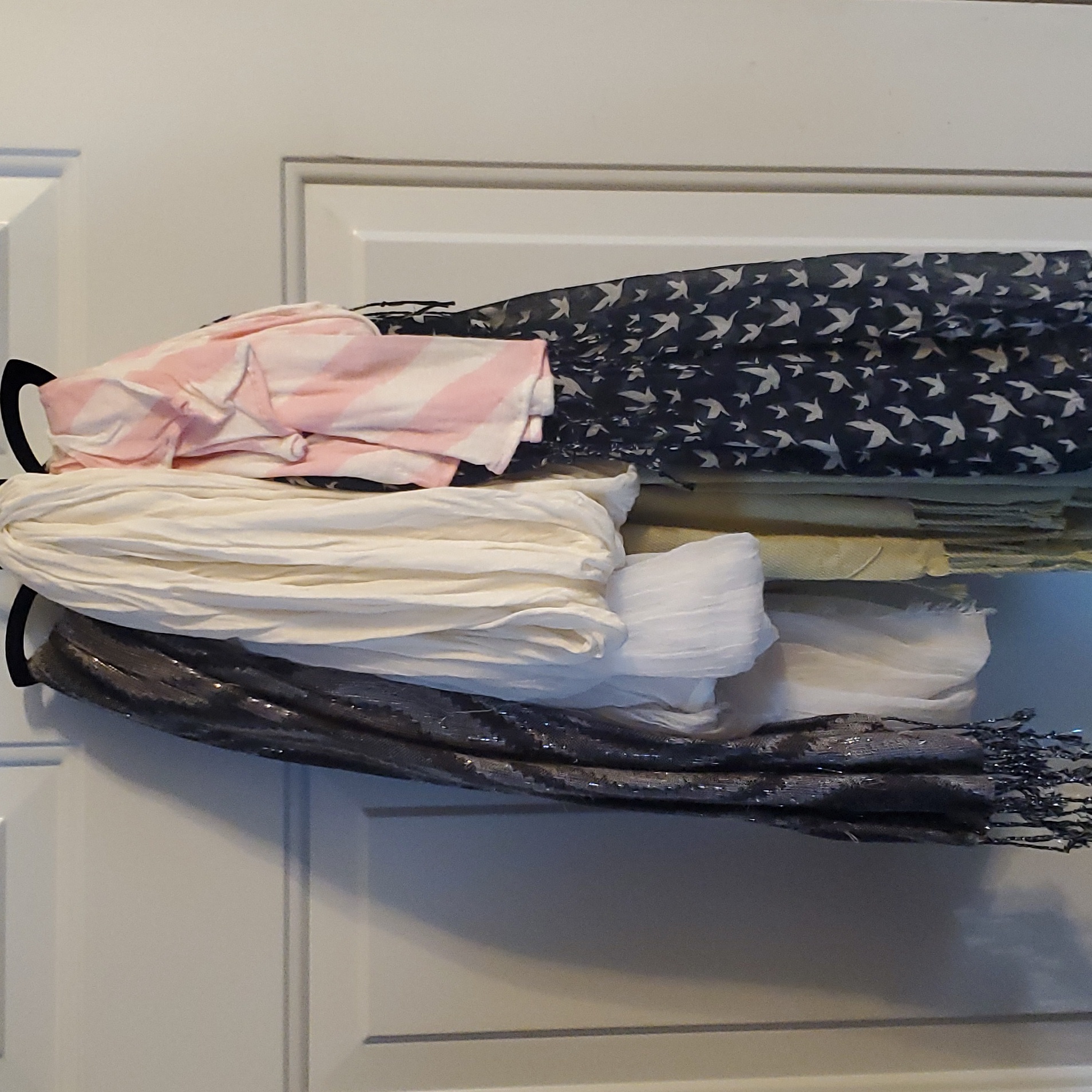 7 Scarves And Hanger